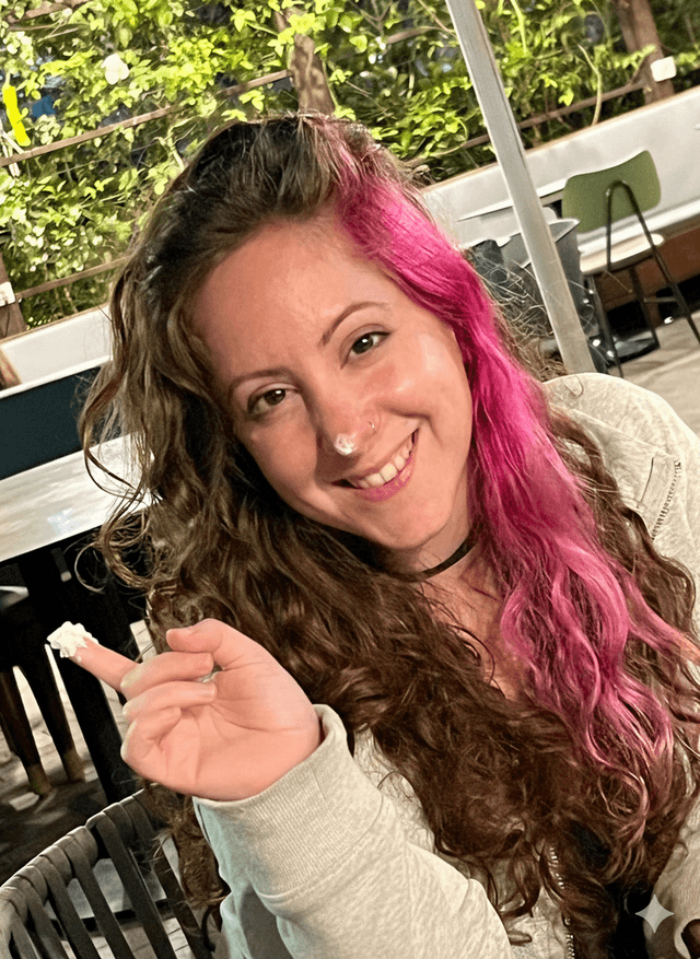 מעין - בעלים ואופה ראשית באלי פשוט